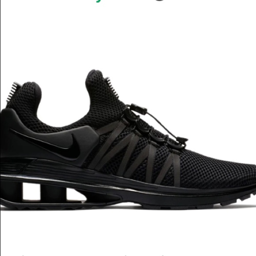 Women’s Nike Shox Gravity size 10 new